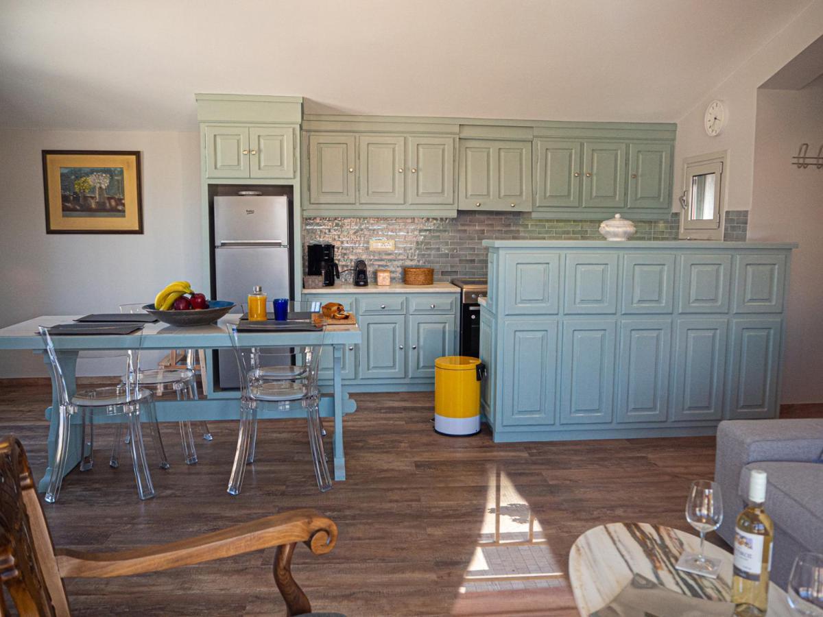 Dionysia Premium Suites Argostoli  Eksteriør bilde